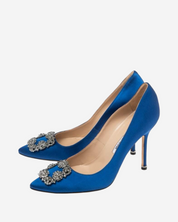 Tacones Manolo Blahnik Hangisi