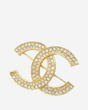 Broche Chanel CC