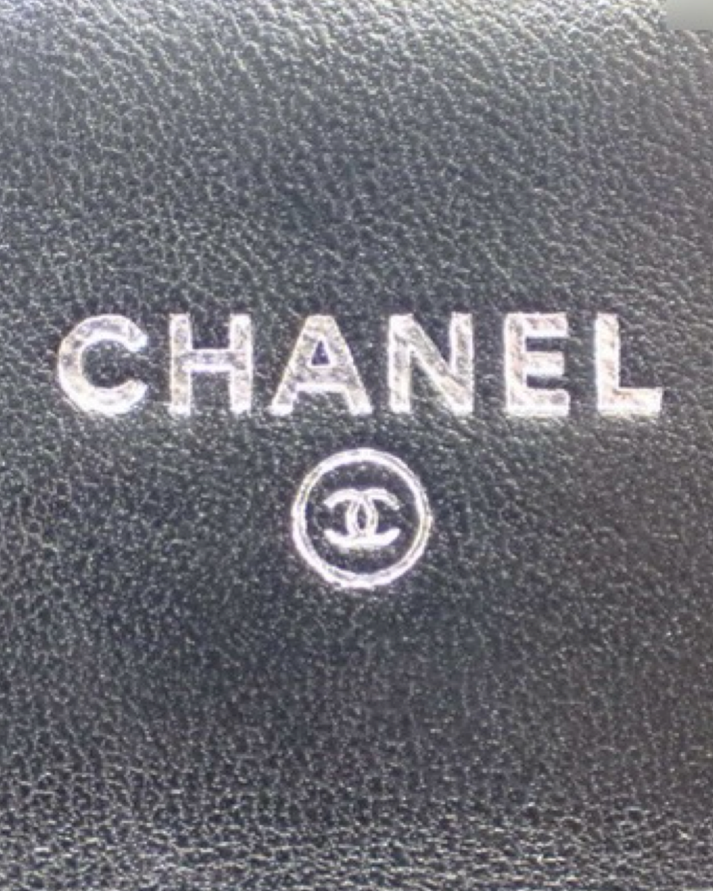 Tarjetero Chanel